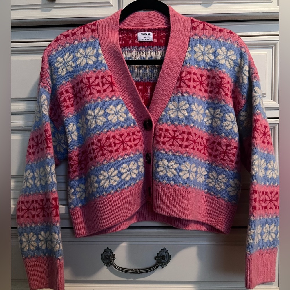 Cotton On Pink & Blue Cropped Sweater